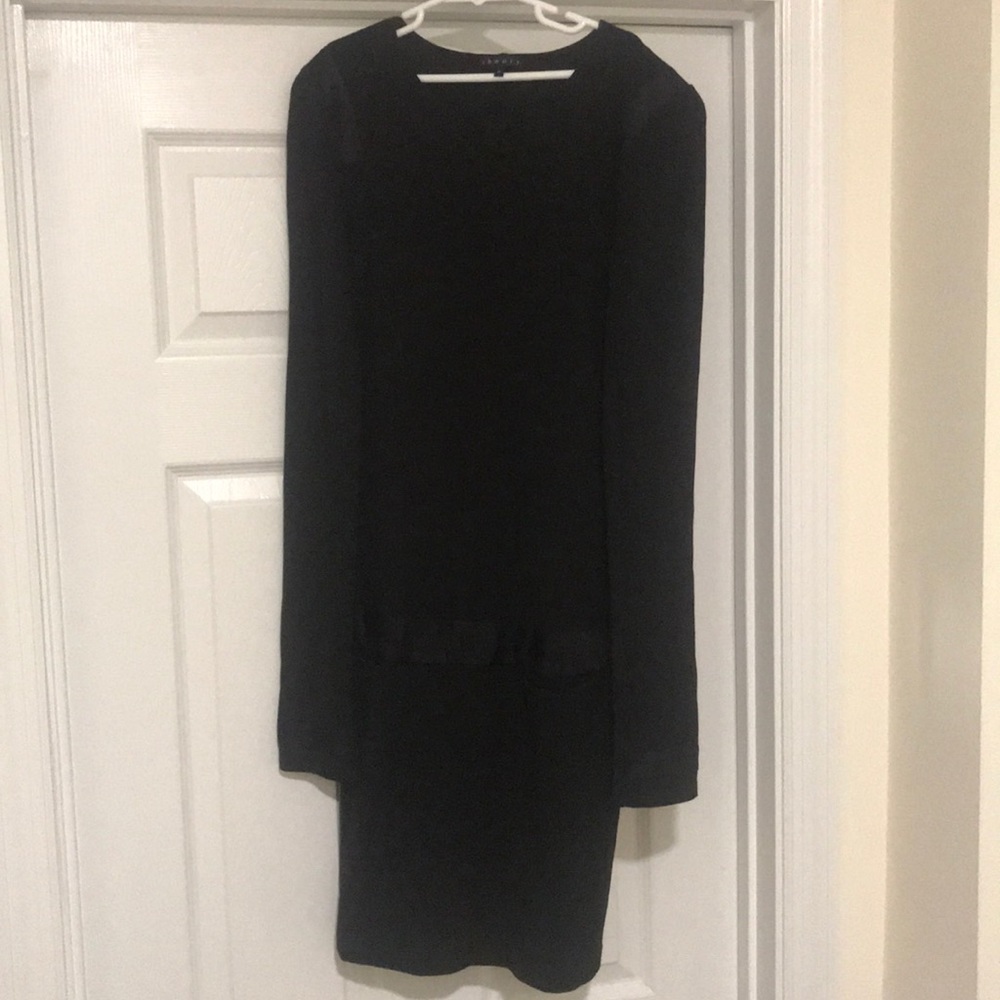 Theory Petite Long Sleeve Black Dress w/Pockets